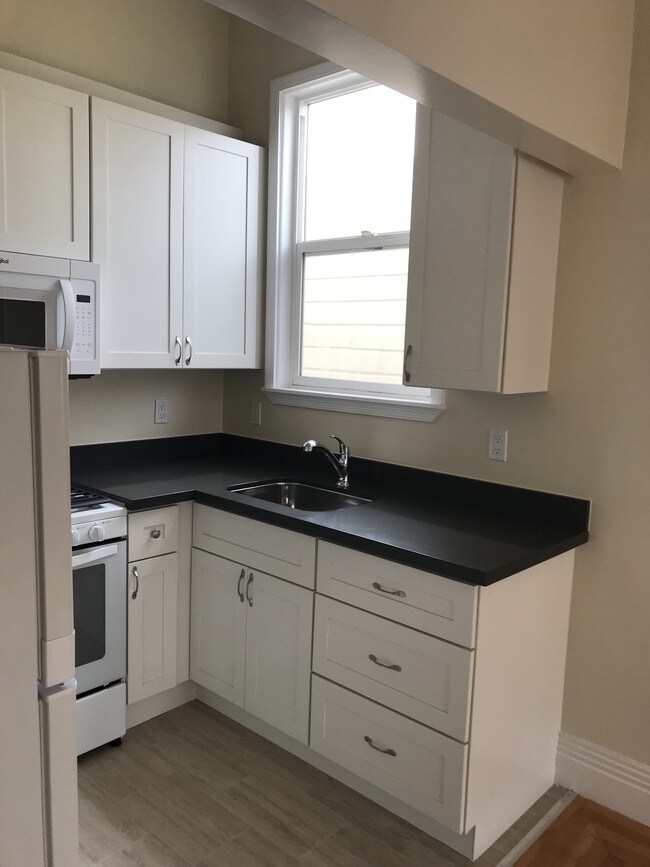 Foto del edificio - 1588 20th Ave