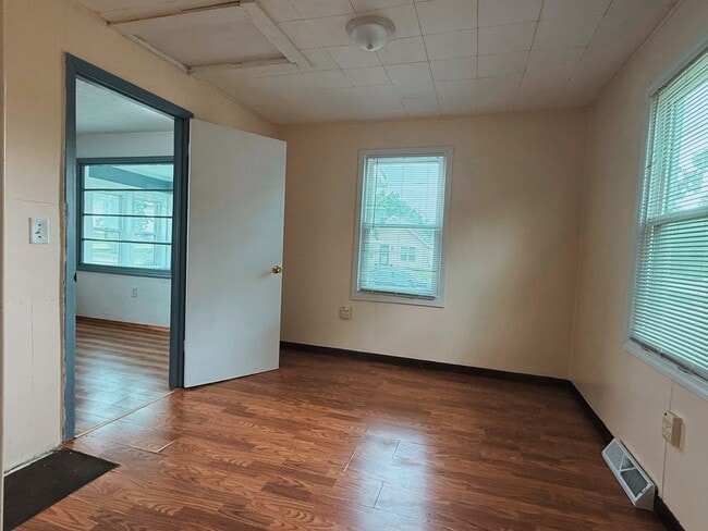 Foto del edificio - 347 Springfield Ave
