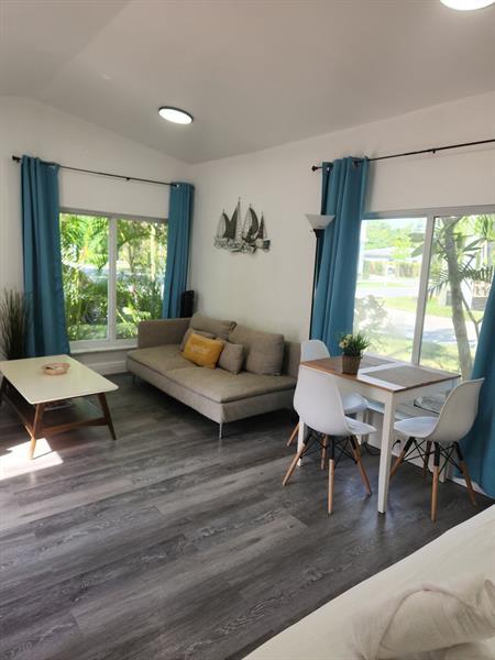 Foto del edificio - 1344 NE 16th Ave