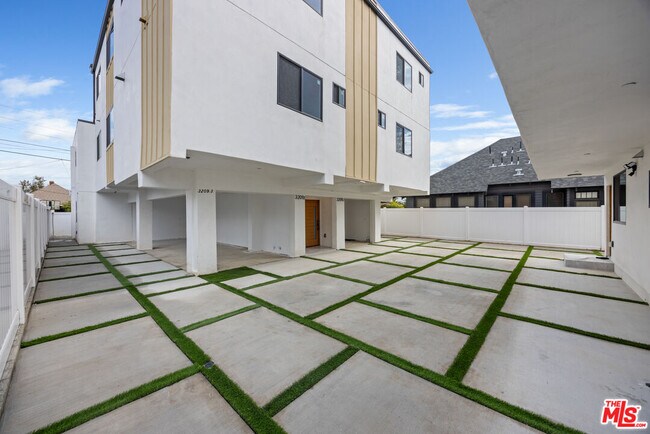 Foto del edificio - 3207 W 18th St