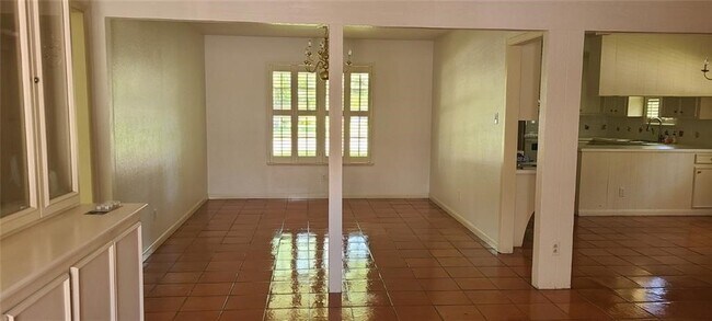 Foto del edificio - 630 Bradshaw Dr