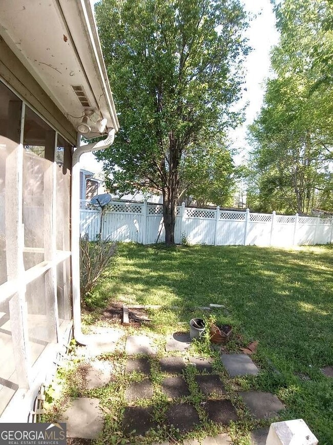 Building Photo - 209 Johns Ct