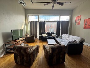 Building Photo - 135 Washington St