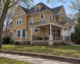 Building Photo - 326 Western Ave