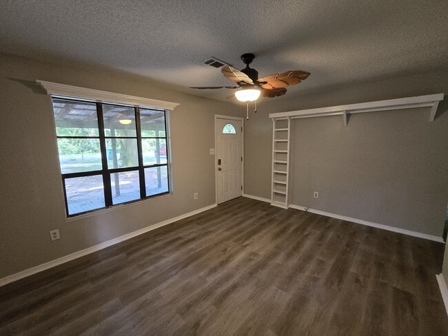 Photo - 13362 Mock St House