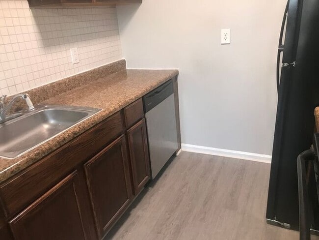 Building Photo - North Augusta Apartment for Rent!