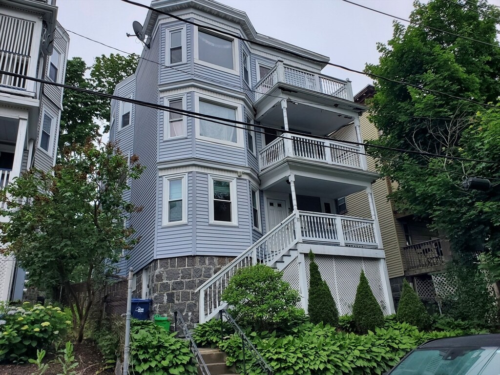Primary Photo - 11 Juliette St