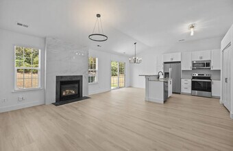 Building Photo - 16216 Circlegreen Dr