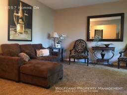 Foto del edificio - ROOM FOR RENT