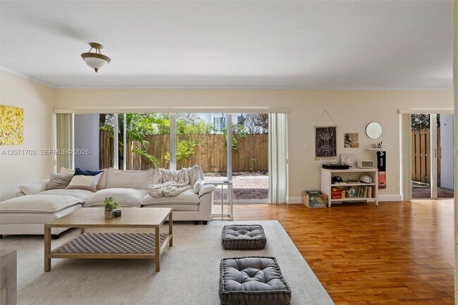 Foto del edificio - 7508 SW 58th Ave