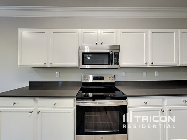 Building Photo - 3825 Quill Court Gastonia NC