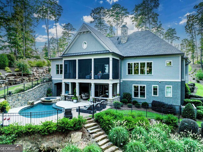 Building Photo - 2700 Linger Longer Dr