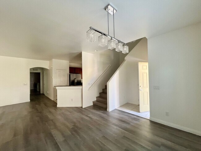 Building Photo - 9493 Alma Ridge Ave