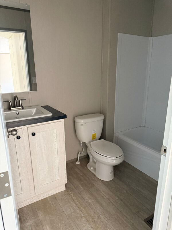 Foto del edificio - 118 Clara St