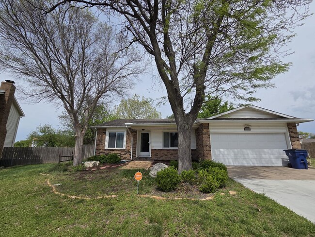 Foto del edificio - 3119 N Bayberry St