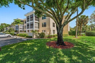 Building Photo - 300 N Hwy A1A