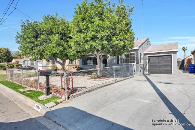 Building Photo - 2460 Citrus View Ave