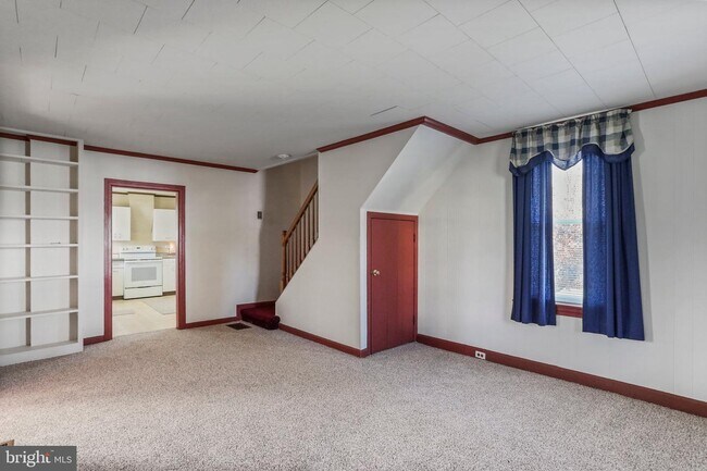 Building Photo - 17701 Lappans Rd