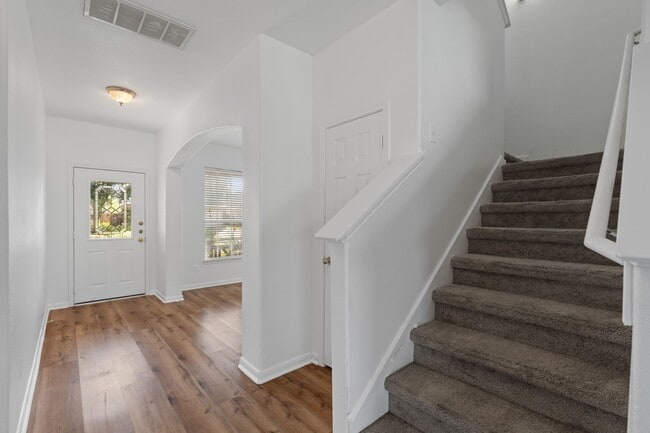 Foto del edificio - 2011 Wildbrook Canyon Ln