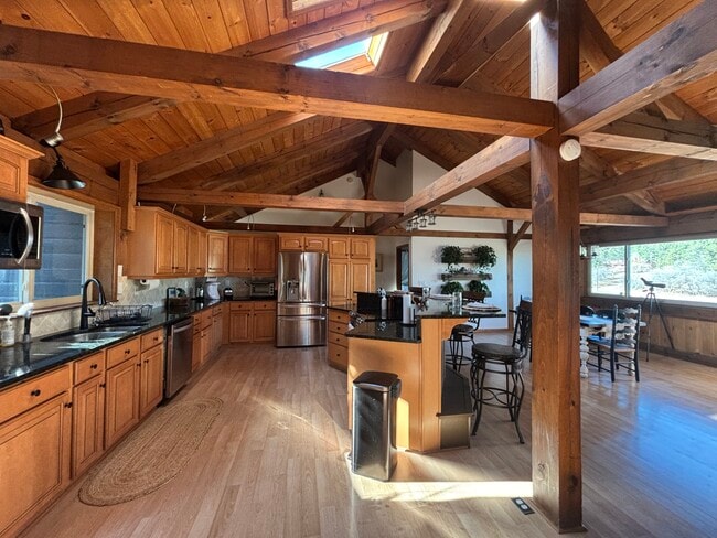 Foto del edificio - 525 W Woodmen Rd