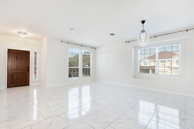 Building Photo - 4 br, 2.5 bath House - 851 Maltese Garden