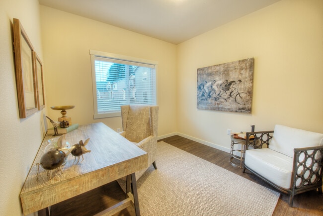 3x2 Ventura B Bedroom - Four Seasons Central