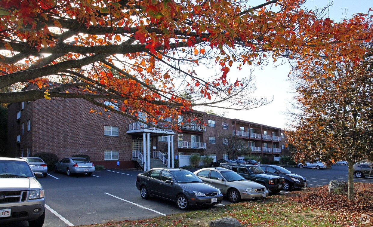 Foto del edificio - 30-34 Salem End Rd