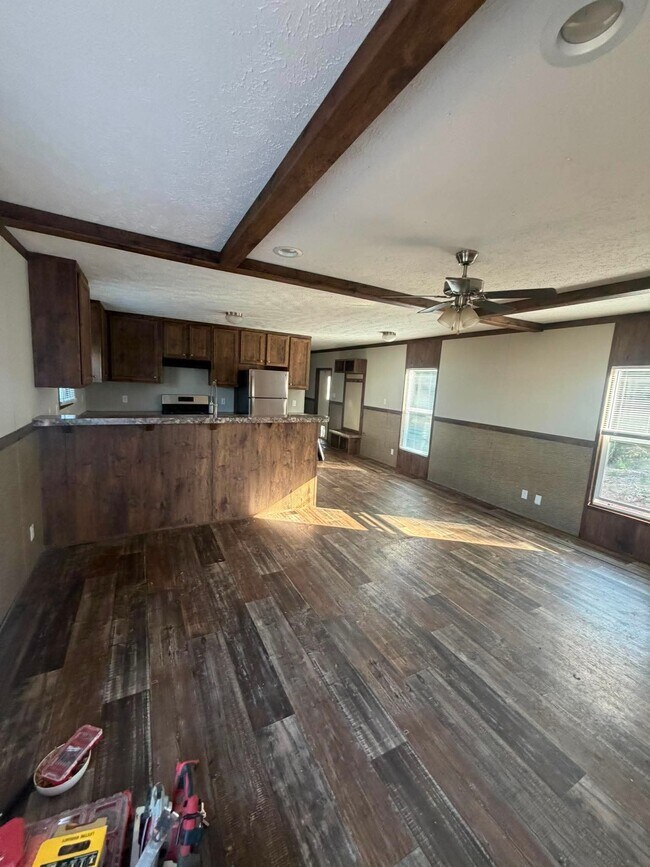 Foto del edificio - 17602 Western Ave