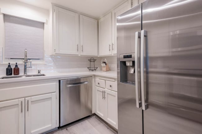 Building Photo - 295 Sea Forest Ct