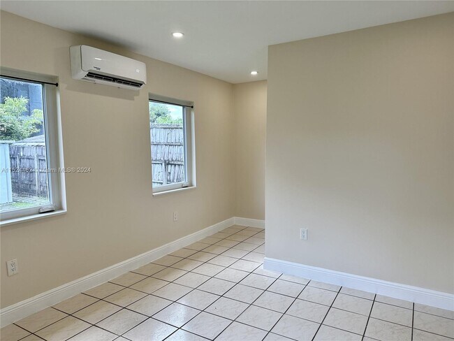 Foto del edificio - 2620 SW 31st Ave