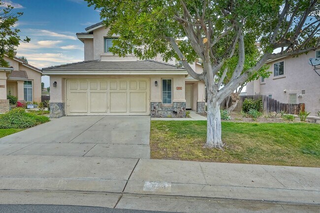 Building Photo - 973 Masters Dr
