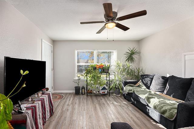 Foto del edificio - 406 Dawson Cir