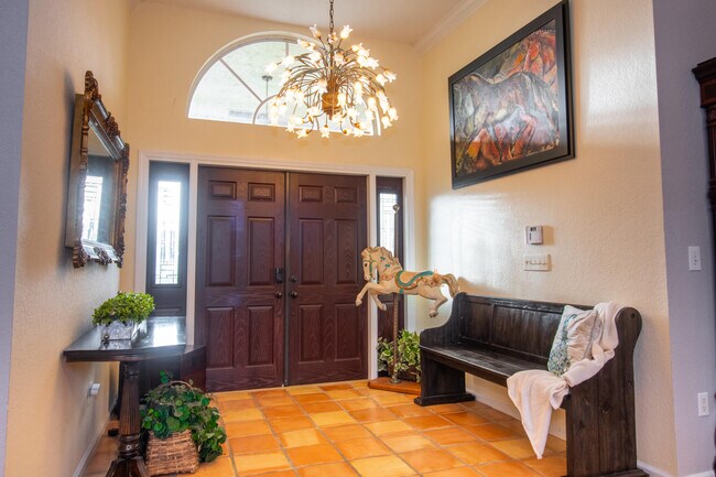 Foto del edificio - 15775 Meadow Wood Dr