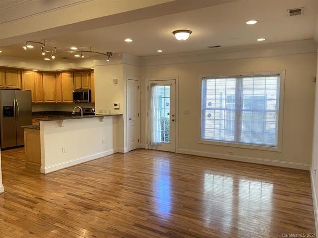 Building Photo - 2335 Madeline Meadow Dr