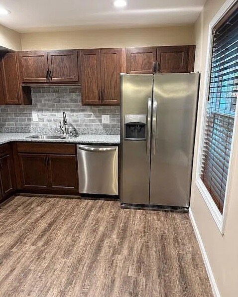 Building Photo - 660 Jena Beth Dr