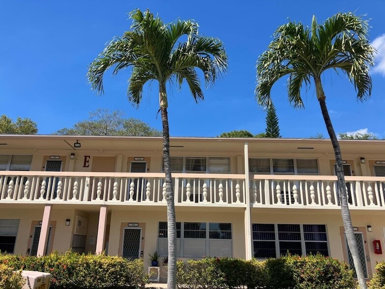 Photo - 100 Ventnor E Unit 100