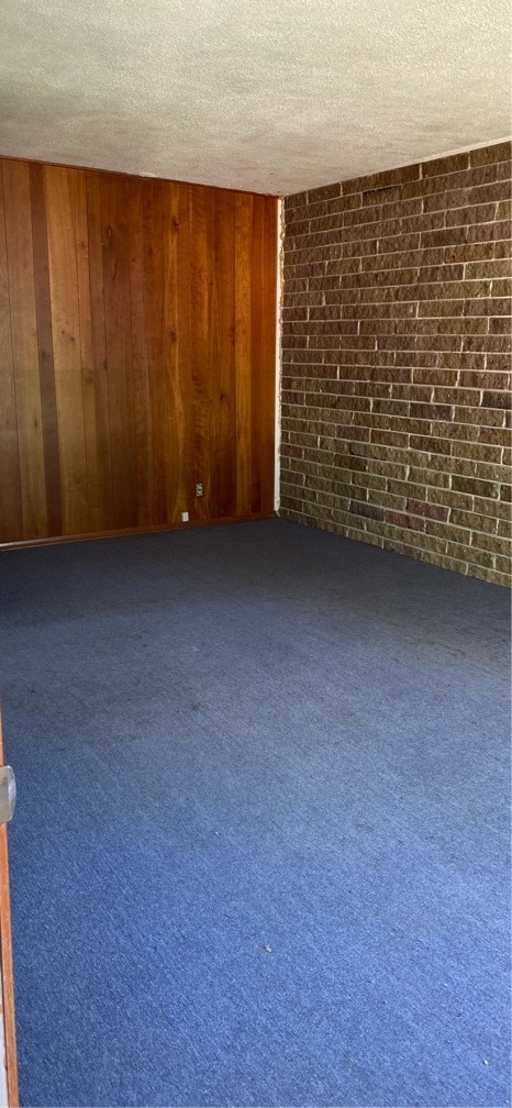 Building Photo - 2104 Rothwell St