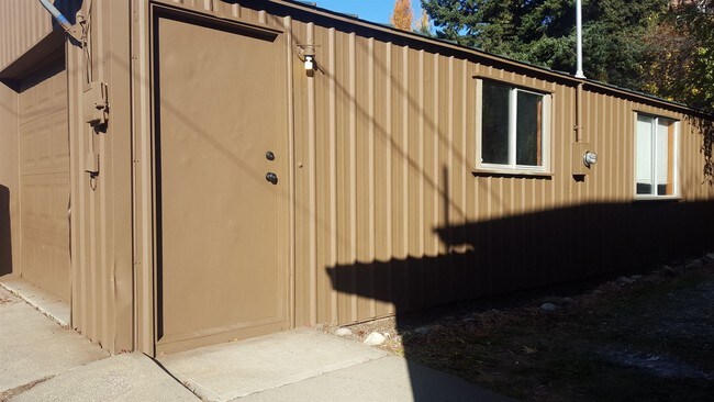 Building Photo - 1 br, 1 bath House - 403 Oakes Avenue Apt