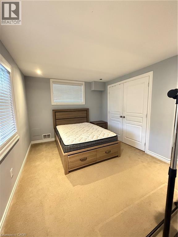 Building Photo - 119 Newcastle Dr