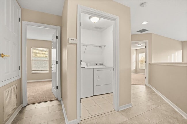 Foto del edificio - 14214 Prunningwood Pl