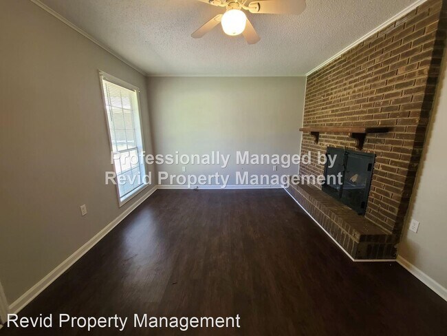 Building Photo - 3 br, 1 bath House - 743 Archie