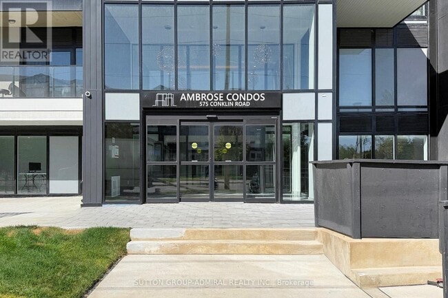 Building Photo - 575 Conklin Rd