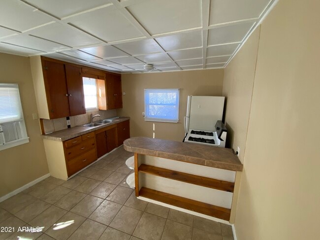 Foto del edificio - 1037 N 25th St