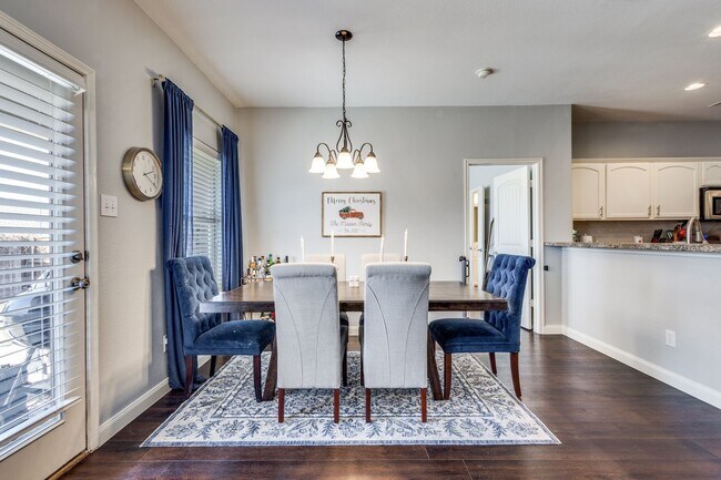 Foto del edificio - 3709 Spring Run Ln