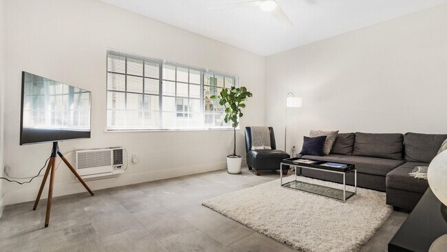 Foto del edificio - 1351 Meridian Ave