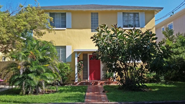 Building Photo - 3417 W San Juan St