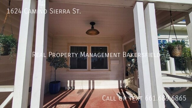 Building Photo - 1624 Camino Sierra