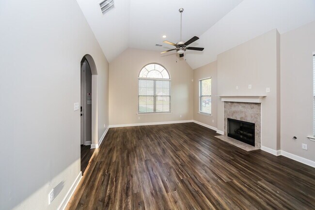 Building Photo - 7681 Carlton Dr