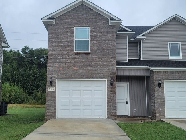 Building Photo - 2124 Ingalls Ln