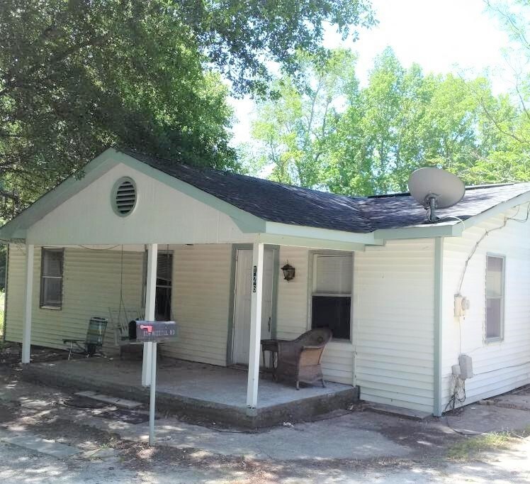 Primary Photo - 126 Mizzell Rd